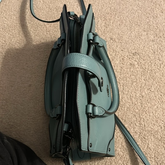 Coach purse - Picture 3 of 6